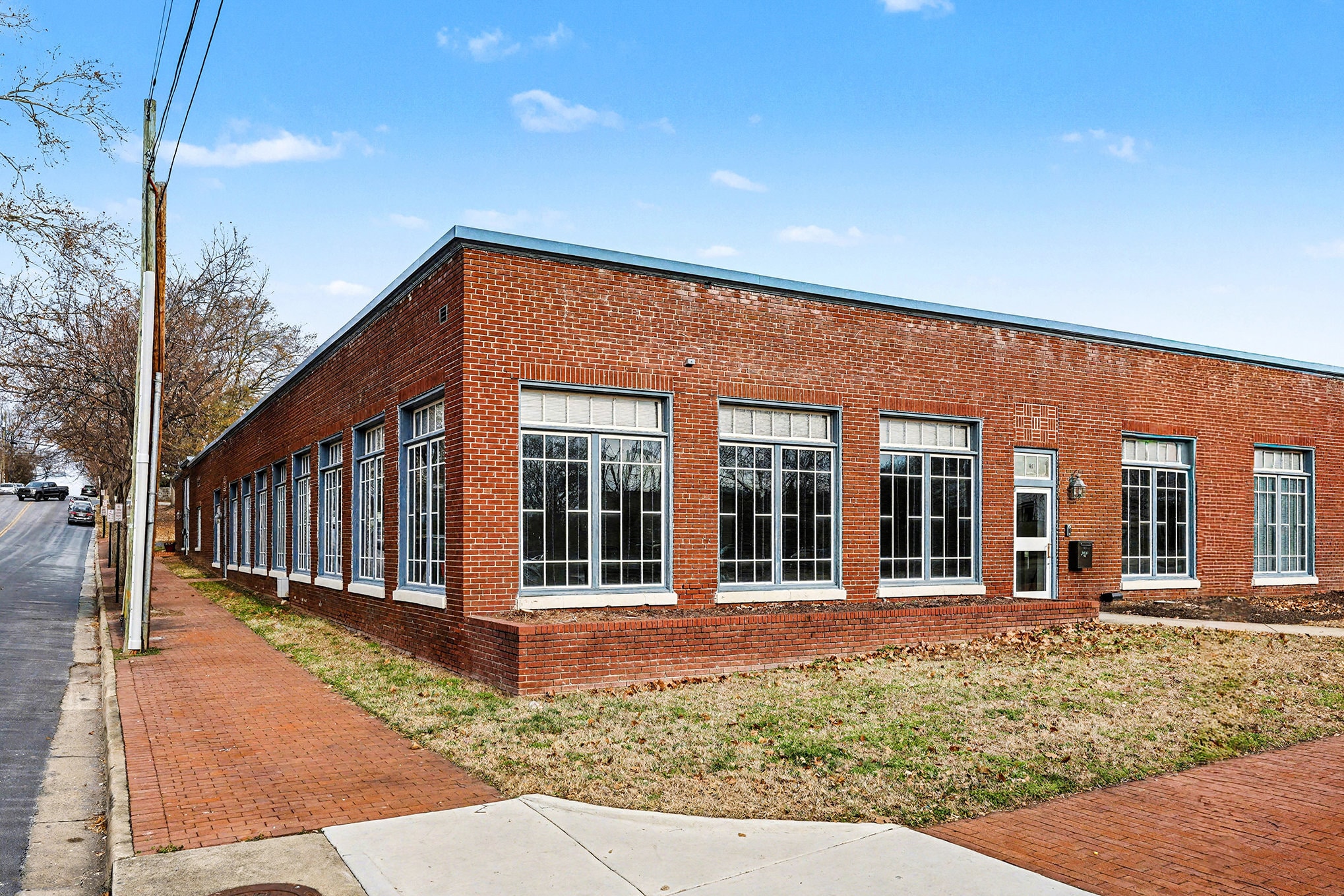 415-417 Wolfe St, Fredericksburg, VA for lease Primary Photo- Image 1 of 84