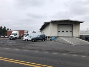 2340 Schoenersville Rd, Allentown, PA for lease Building Photo- Image 1 of 4