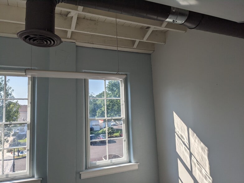121 N Main St, Souderton, PA à louer - Photo intérieure - Image 3 de 29