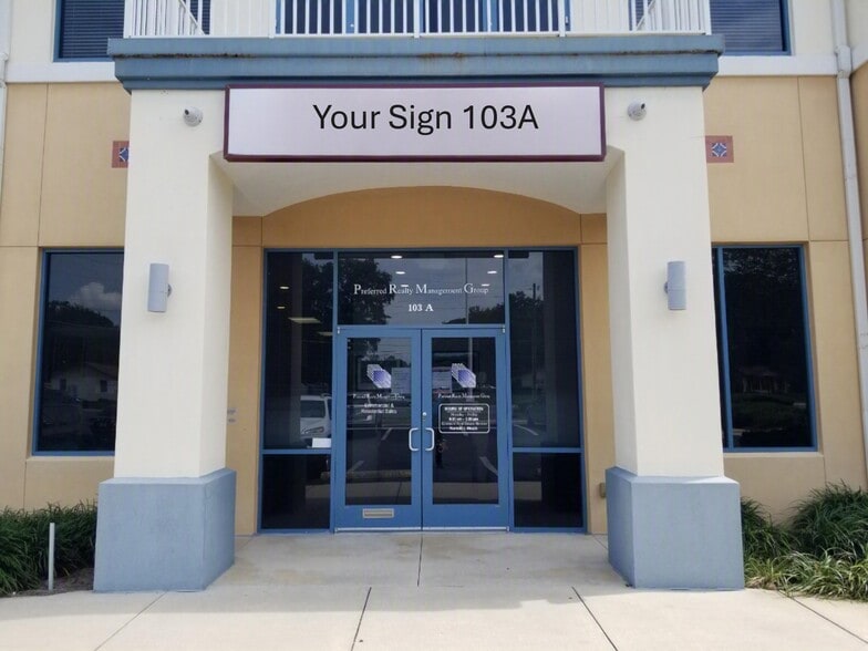 510 County Road 466, Lady Lake, FL for lease - Building Photo - Image 1 of 4