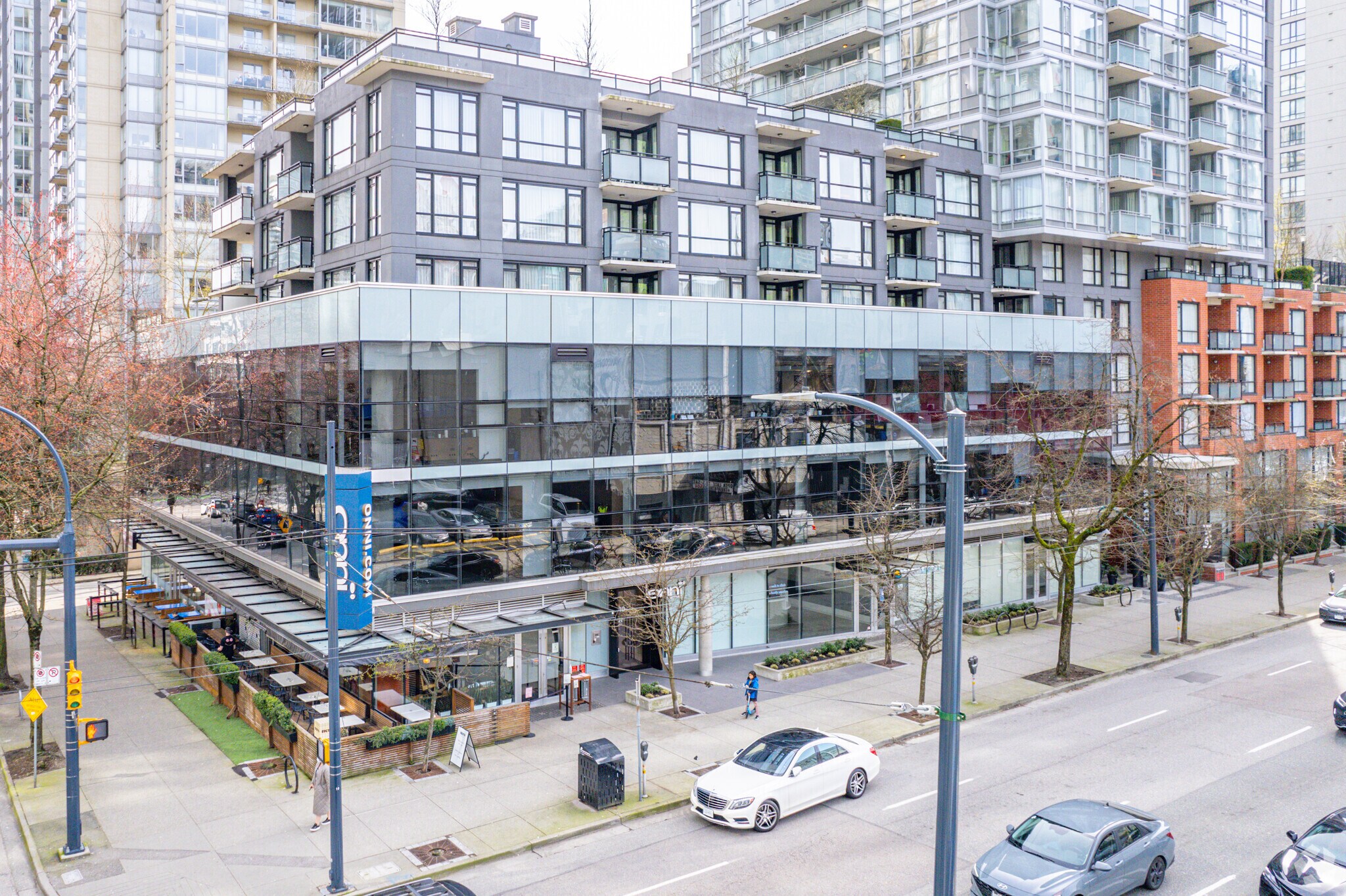 1002-1022 Seymour St, Vancouver, BC à vendre Photo du bâtiment- Image 1 de 1