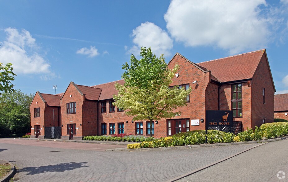 3-7 Keller Clos, Milton Keynes à louer - Photo du bâtiment - Image 2 de 2