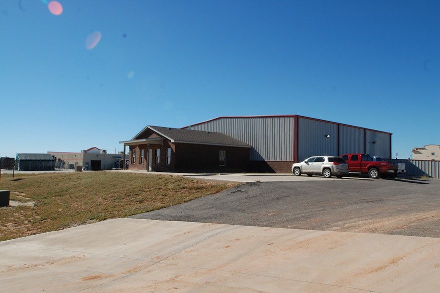 1807 McCowen St, Snyder, TX à vendre - Photo du bâtiment - Image 1 de 1