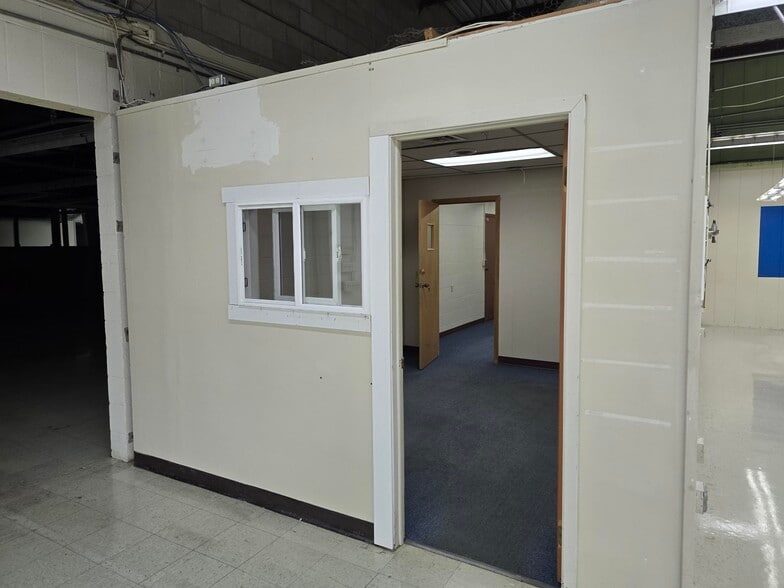 601 Main St, New Town, ND for sale - Building Photo - Image 2 of 19