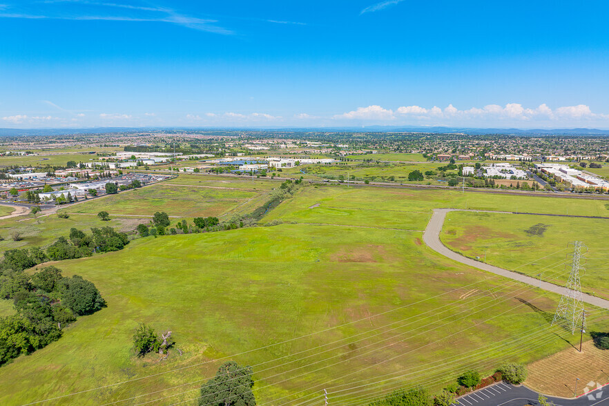 Winding Creek Rd, Roseville, CA for lease - Aerial - Image 2 of 9