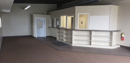 311 E Pleasant Valley Blvd, Altoona, PA for lease Interior Photo- Image 1 of 9