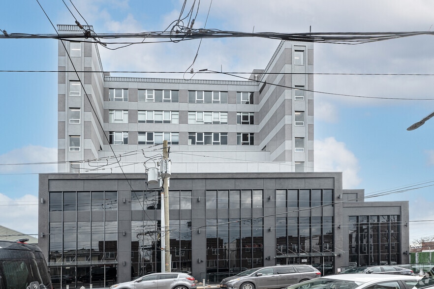 1055-1063 63rd St, Brooklyn, NY for sale - Building Photo - Image 2 of 22