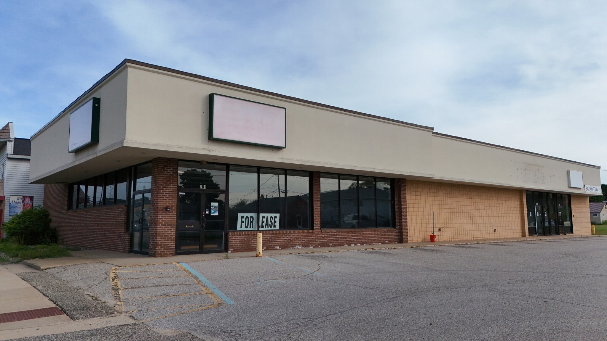 201 Ionia St, Grayling, MI for lease Building Photo- Image 1 of 8