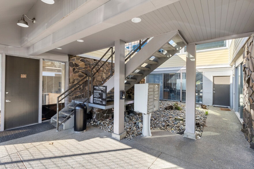 12202 Pacific Ave S, Tacoma, WA for lease - Building Photo - Image 3 of 7