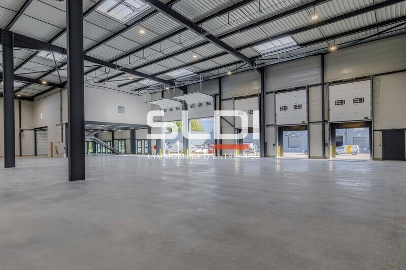 Flex in Corbas for lease - Building Photo - Image 2 of 7