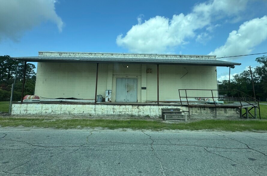 705 McDonald St, Waycross, GA for sale - Primary Photo - Image 1 of 1