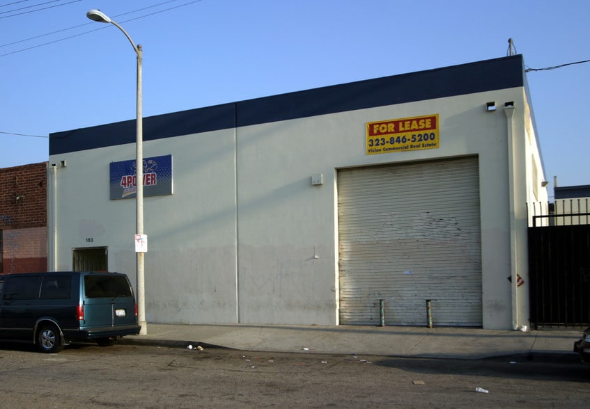 163 W 32nd St, Los Angeles, CA for lease - Building Photo - Image 3 of 5