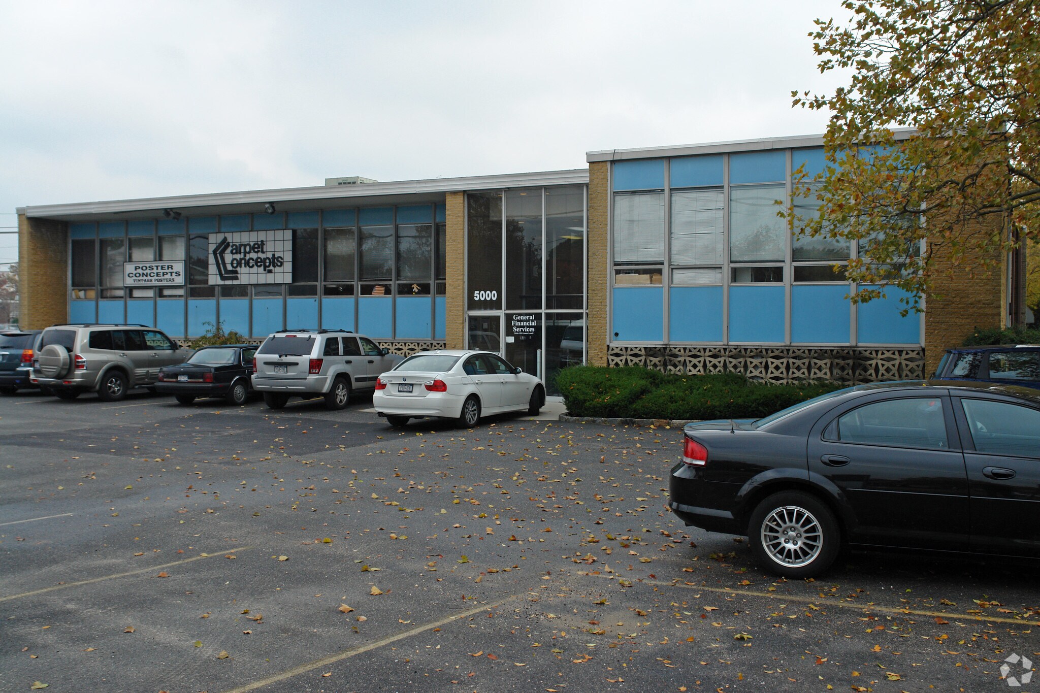 5000 Brush Hollow Rd, Westbury, NY à louer Photo du bâtiment- Image 1 de 4