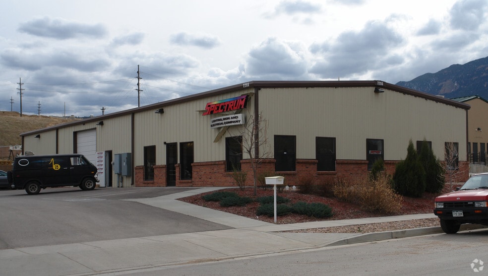 2235 Spectra Dr, Colorado Springs, CO for lease - Building Photo - Image 3 of 5