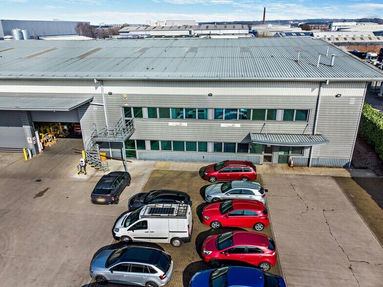 Mosley Rd, Manchester for lease - Building Photo - Image 3 of 8
