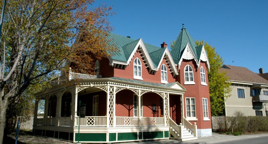 1250 Rue Girouard O, Saint-hyacinthe, QC à vendre Photo du bâtiment- Image 1 de 1