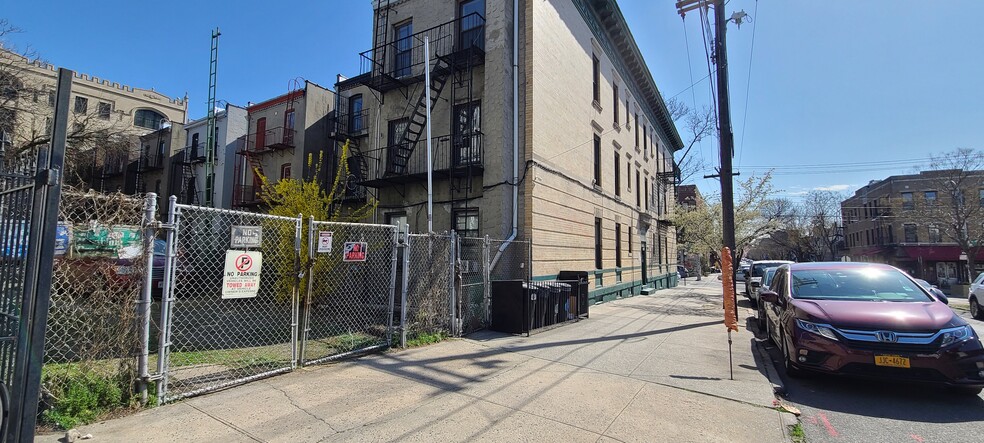 41 Saint Nicholas Ave, Brooklyn, NY for sale - Building Photo - Image 1 of 1