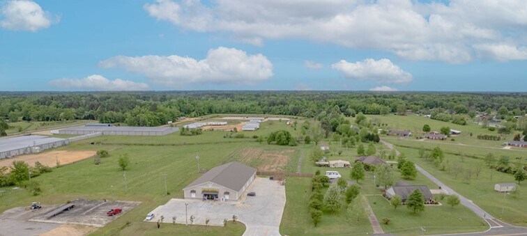 62974 Highway 25 N, Amory, MS à vendre - Photo du bâtiment - Image 2 de 3