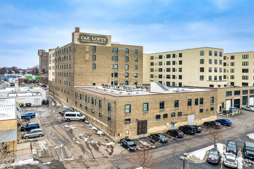 2410 University Ave W, Saint Paul, MN for lease - Building Photo - Image 3 of 72