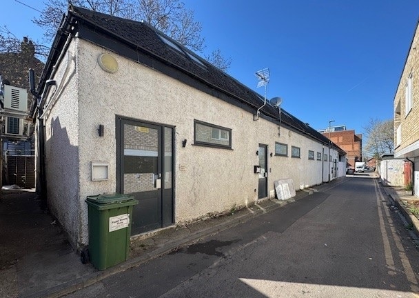2 Lambert Way, London for lease - Building Photo - Image 1 of 30