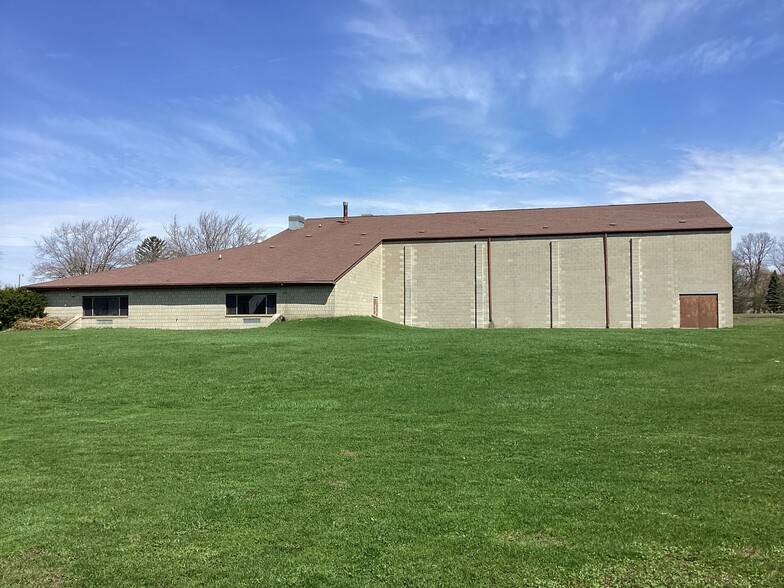 2525 Oakwood Rd, Oak Creek, WI for sale - Building Photo - Image 3 of 60