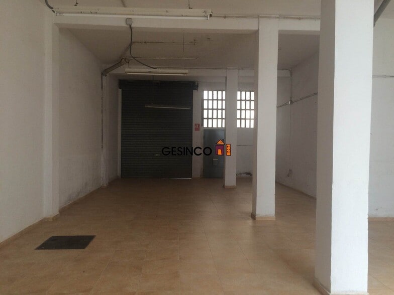 Retail in Ontinyent, Valencia for lease - Building Photo - Image 2 of 3