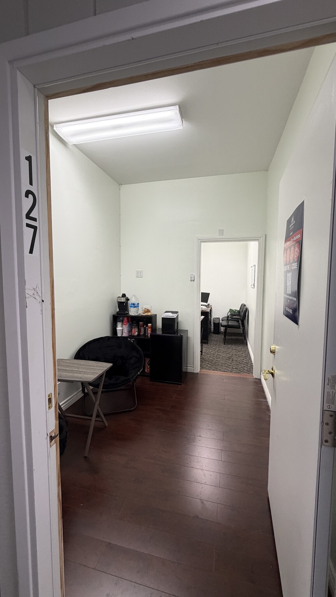 10545 Burbank Blvd, North Hollywood, CA for lease Interior Photo- Image 1 of 6