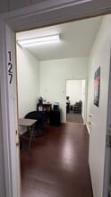 10545 Burbank Blvd, North Hollywood, CA for lease Interior Photo- Image 1 of 6