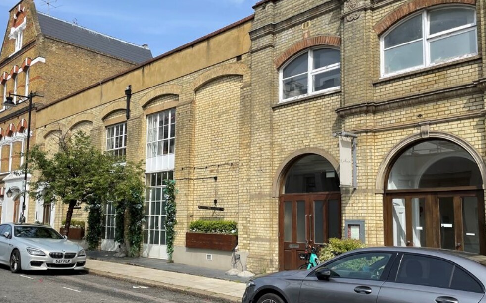 30 Almeida St, Londres à louer Photo du bâtiment- Image 1 de 2