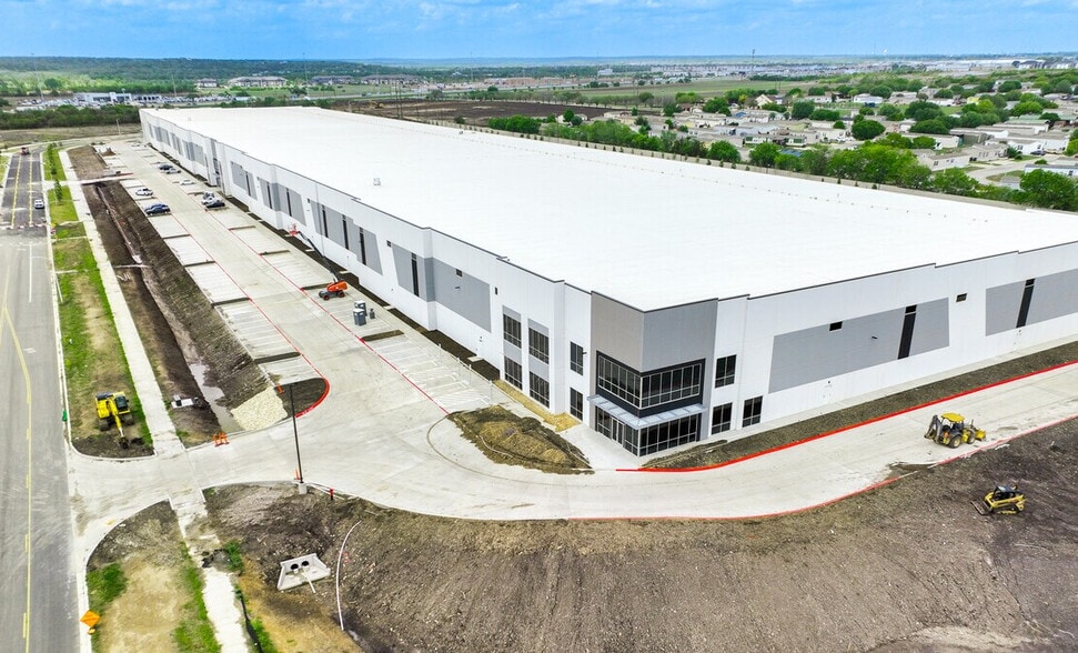 435 Aiken Dr, San Marcos, TX for lease - Construction Photo - Image 2 of 9