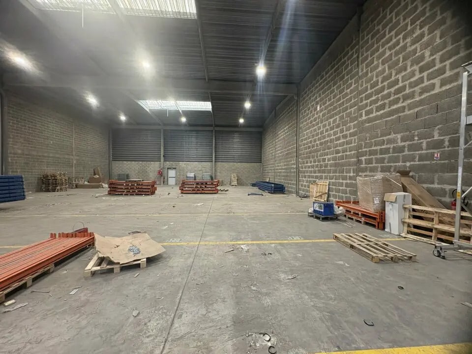 Office in Vitry-sur-Seine for lease Interior Photo- Image 1 of 5