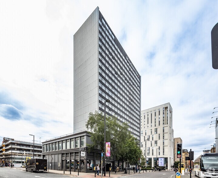 Portland St, Manchester à louer - Photo du bâtiment - Image 3 de 4