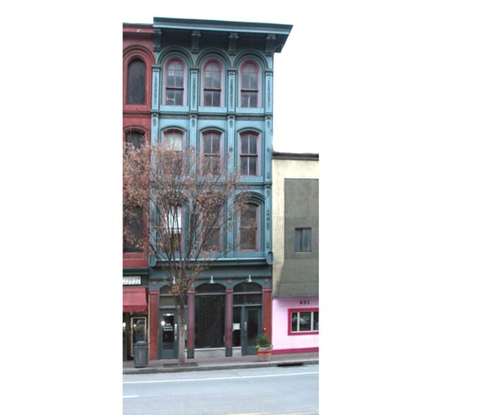 929 Liberty Ave, Pittsburgh, PA for lease - Building Photo - Image 2 of 6