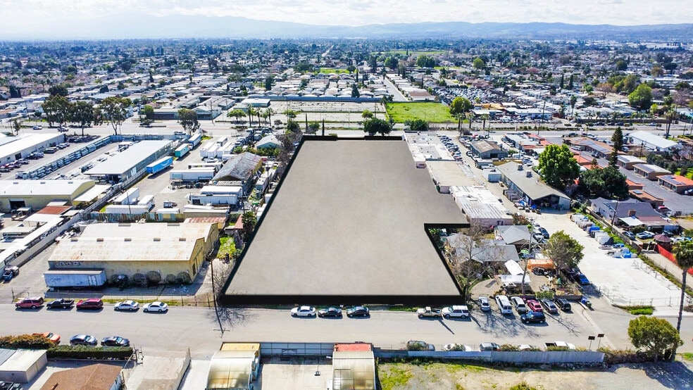 4238 Mission Blvd, Montclair, CA à louer - Photo du bâtiment - Image 2 de 4