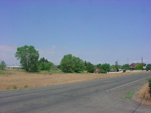 1120 S 48th Ave, Yakima, WA à vendre - Photo du bâtiment - Image 2 de 2