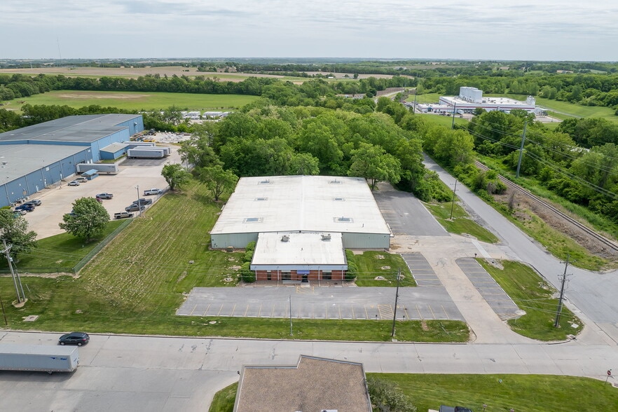 4811 Easton Rd, Saint Joseph, MO for lease - Aerial - Image 2 of 43