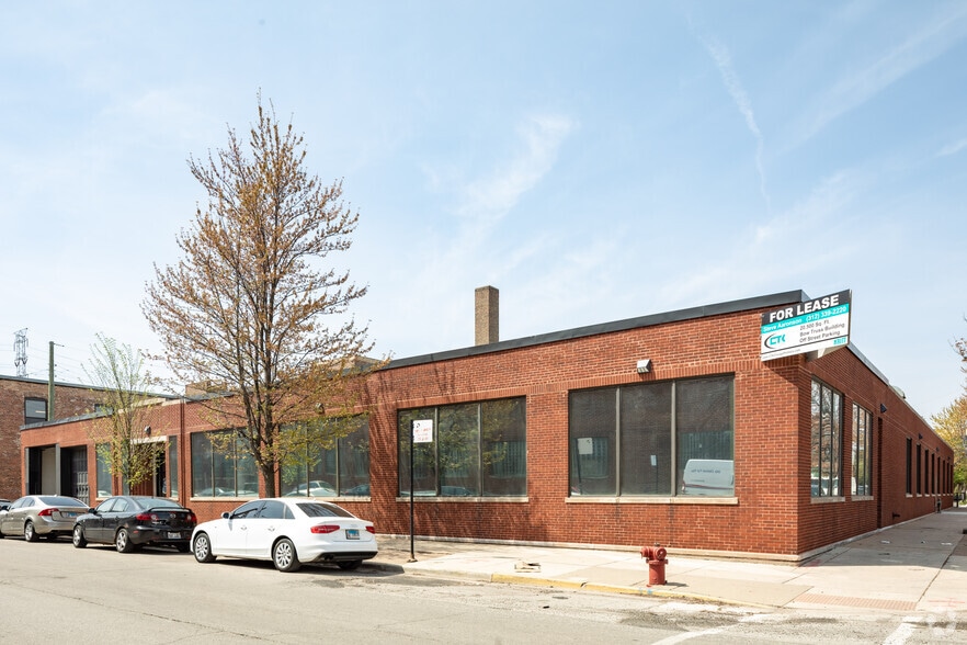 424 N Wood St, Chicago, IL for lease - Primary Photo - Image 1 of 25