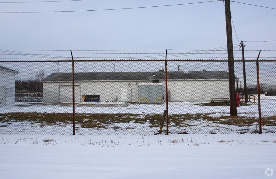 779 N College Rd, Mason, MI à vendre - Photo du bâtiment - Image 2 de 2