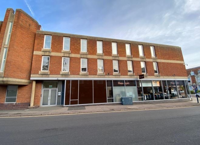 Abbey St, Market Harborough for lease - Building Photo - Image 2 of 4