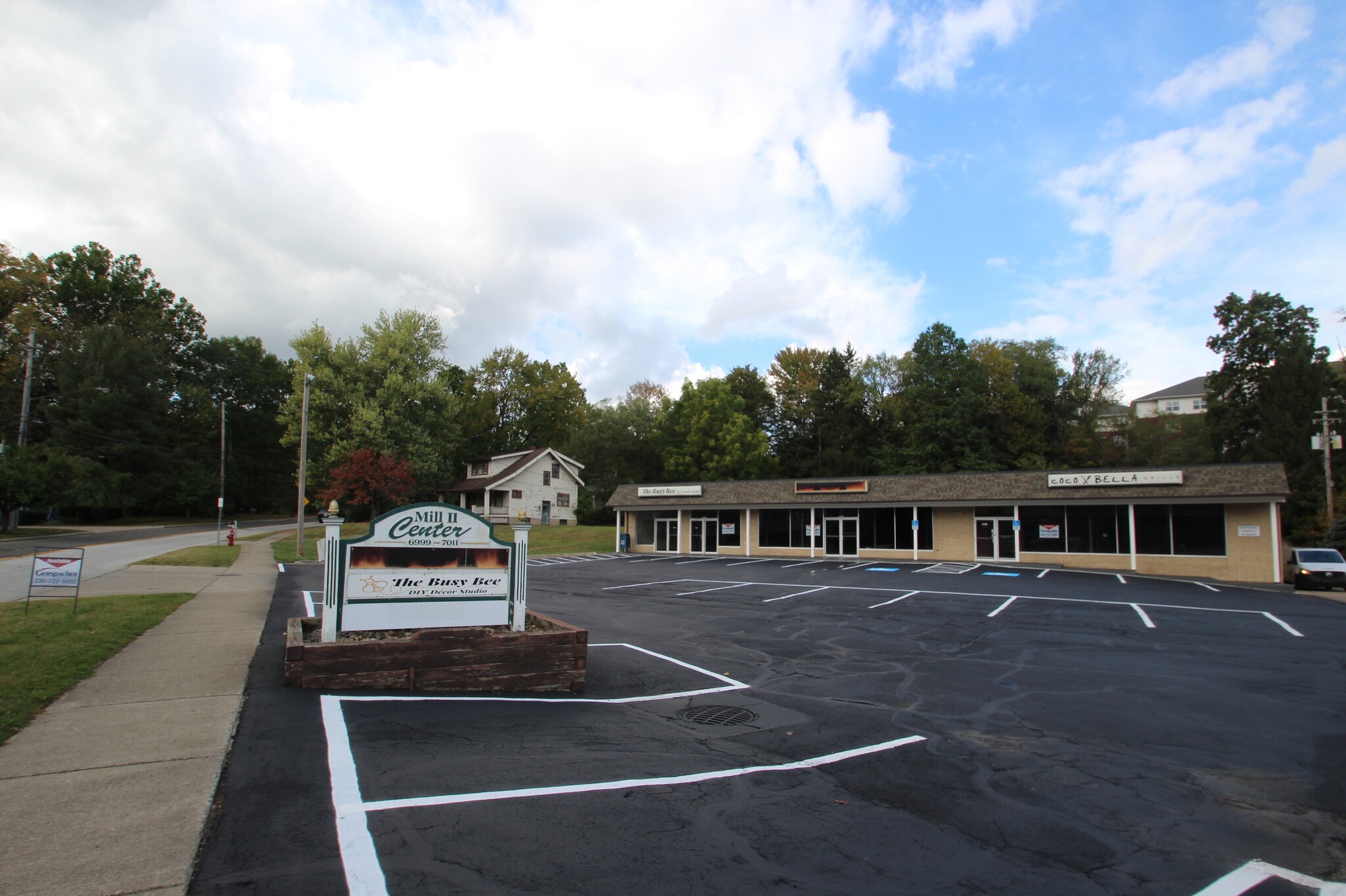 6999-7011 Mill Rd, Brecksville, OH for lease Primary Photo- Image 1 of 16