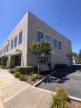 325 N Puente St, Brea, CA à louer Photo intérieure- Image 2 de 6