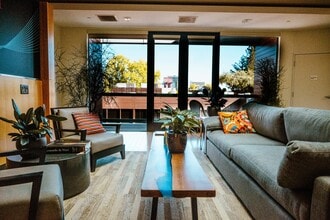 335 Bryant St, Palo Alto, CA for lease Interior Photo- Image 2 of 8