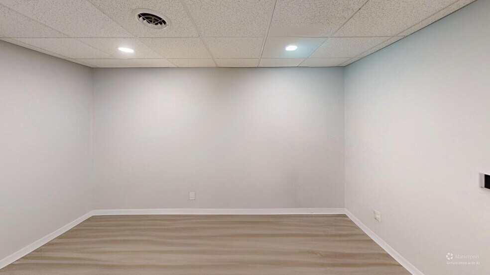 520 Spring St, Fort Wayne, IN à vendre - Photo du bâtiment - Image 3 de 12