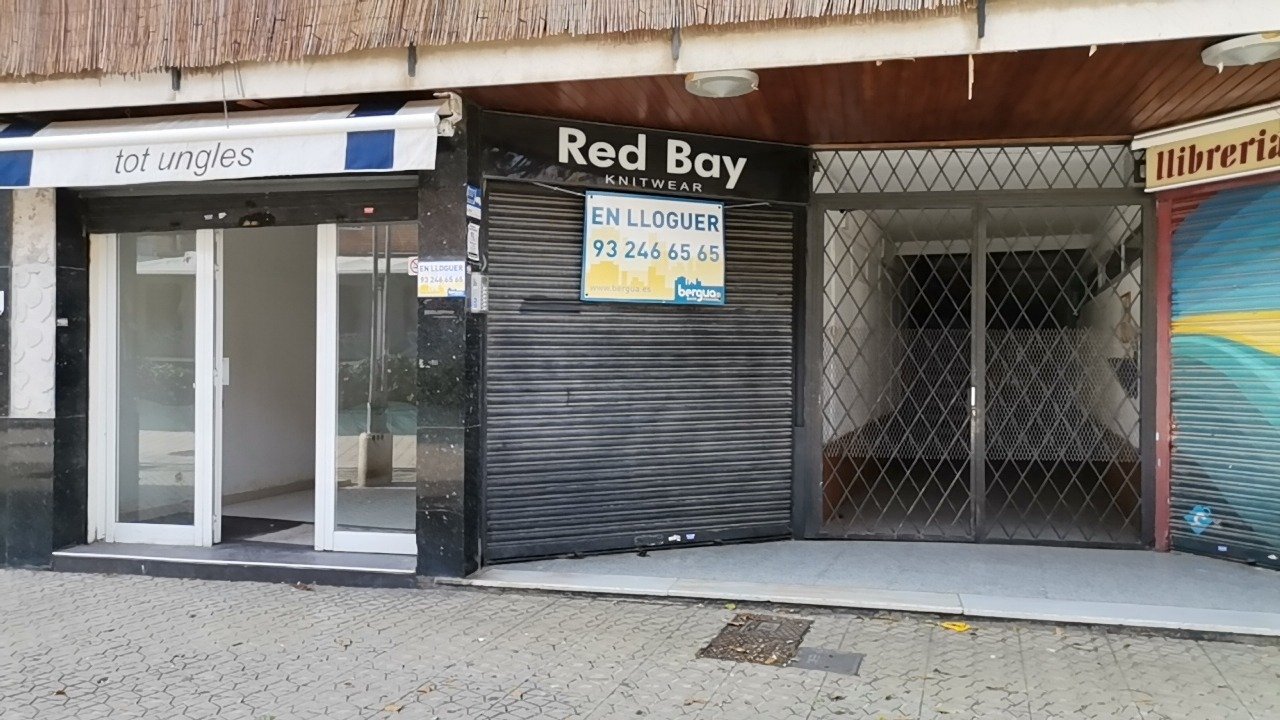Commerce de détail dans Castelldefels, Barcelona à louer Photo intérieure- Image 1 de 10