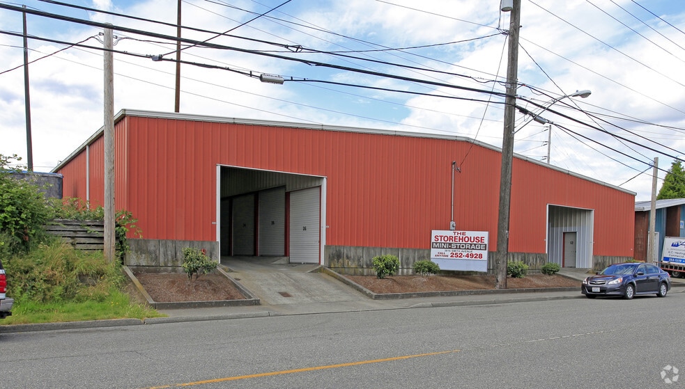 Self Storage Investment portefeuille de 3 propriétés à vendre sur LoopNet.ca - Photo principale - Image 2 de 2