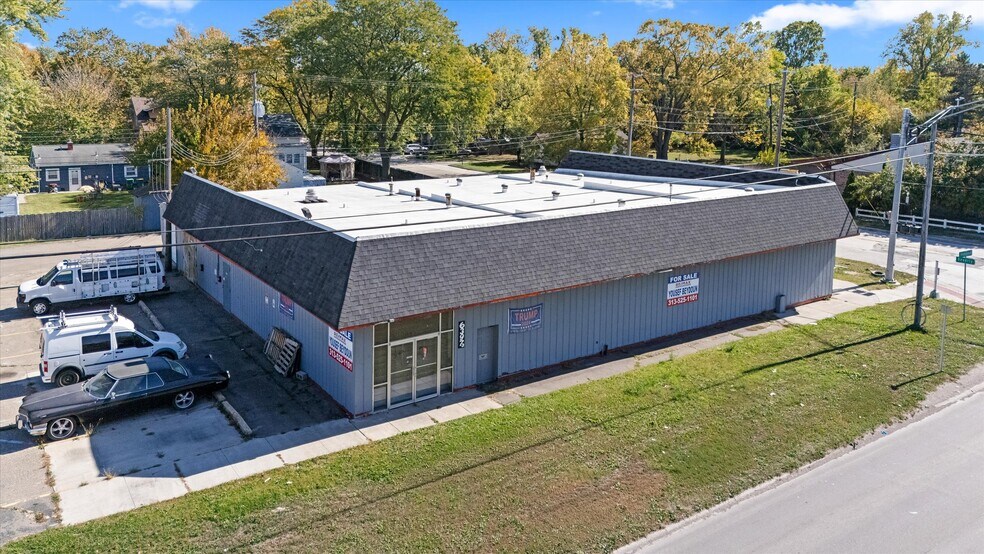 6397 Middlebelt Rd, Romulus, MI à vendre - Photo du bâtiment - Image 1 de 14