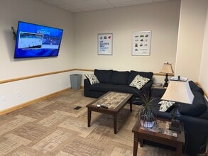 13400 S Monarch Meadows Pky, Riverton, UT à louer Photo intérieure- Image 2 de 7