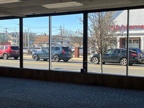 447 Rantoul St, Beverly, MA à louer Photo intérieure- Image 1 de 16