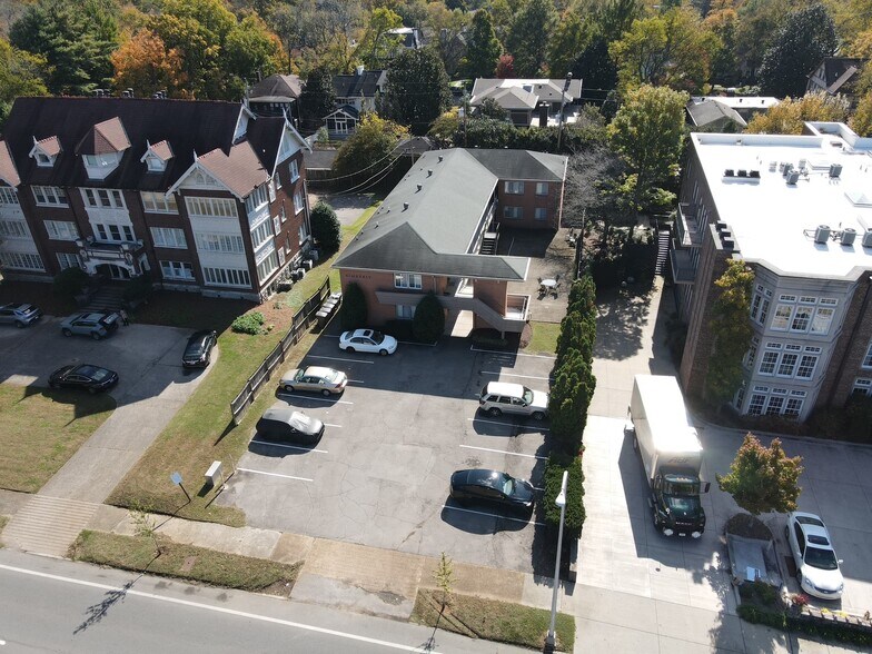 3819 West End Ave, Nashville, TN à vendre - Photo du bâtiment - Image 3 de 12