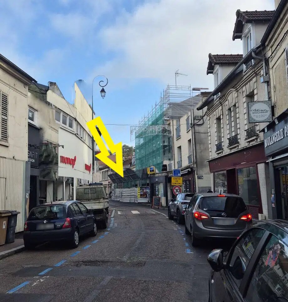 Commerce de détail dans Conflans-Sainte-Honorine à louer Photo du bâtiment- Image 1 de 4